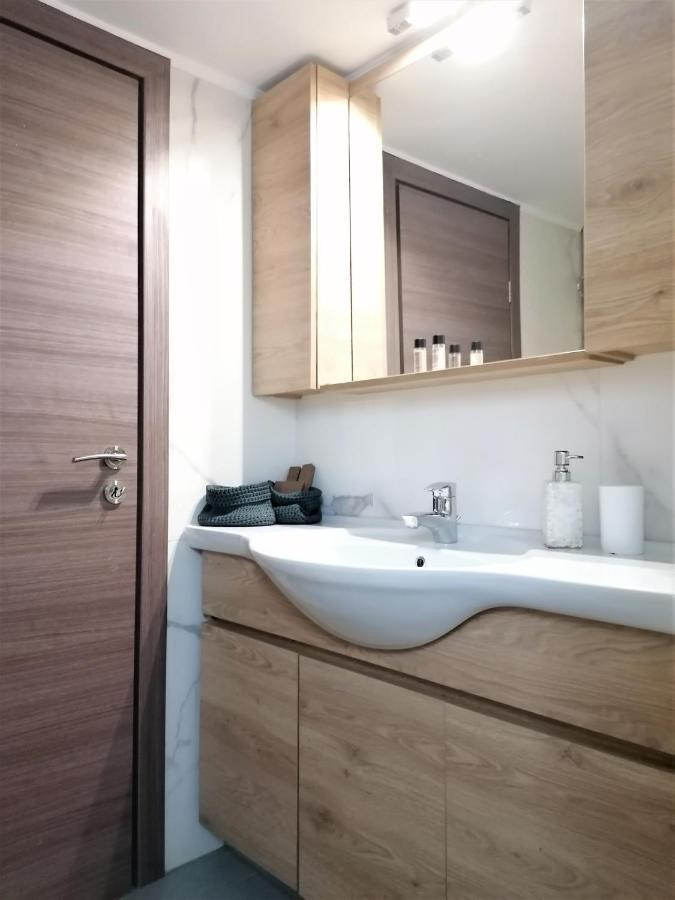 Athenian Elegant Apt Near Acropolis Atenas Exterior foto